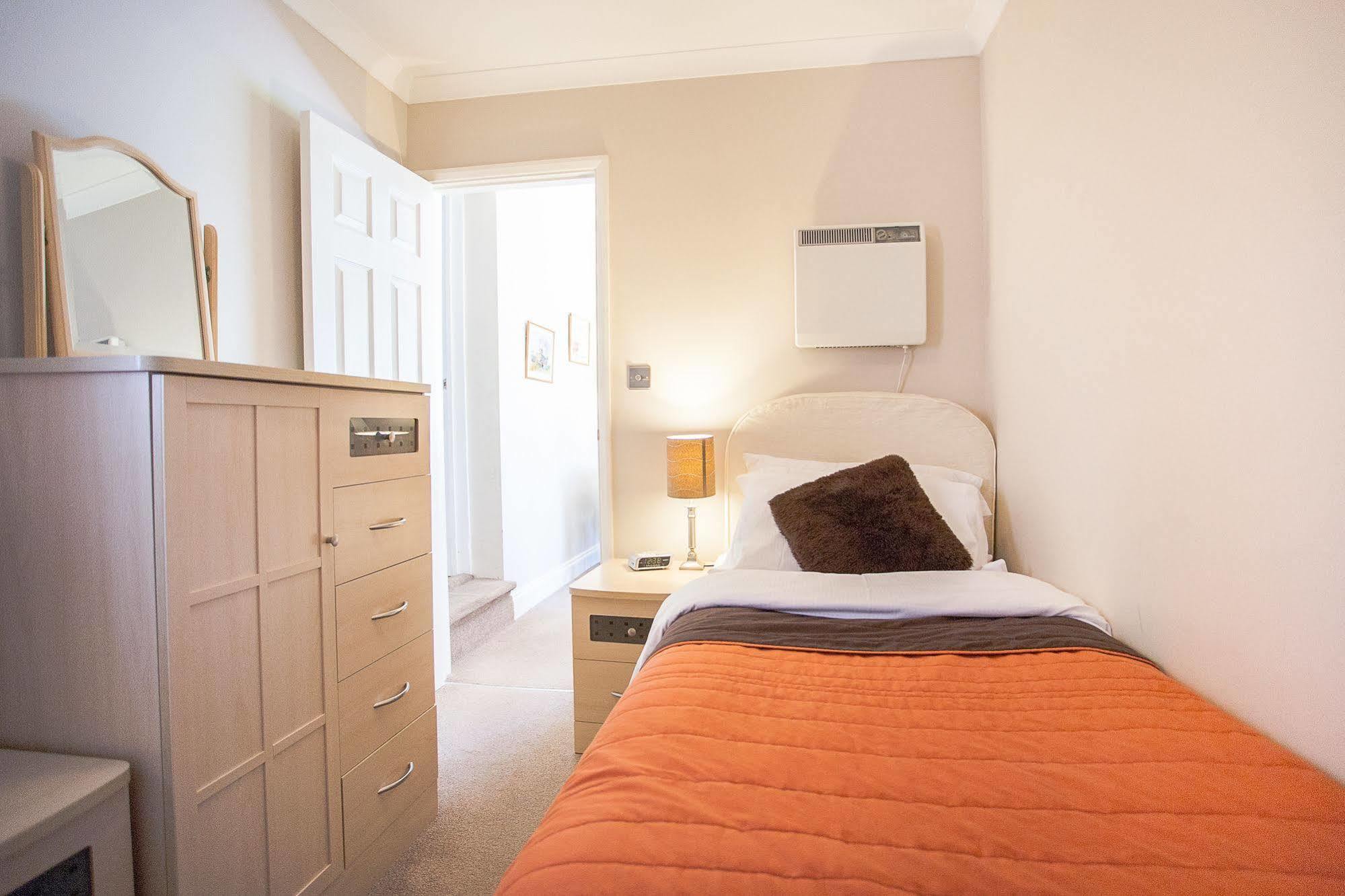 Claverton Hotel Баттл Екстер'єр фото