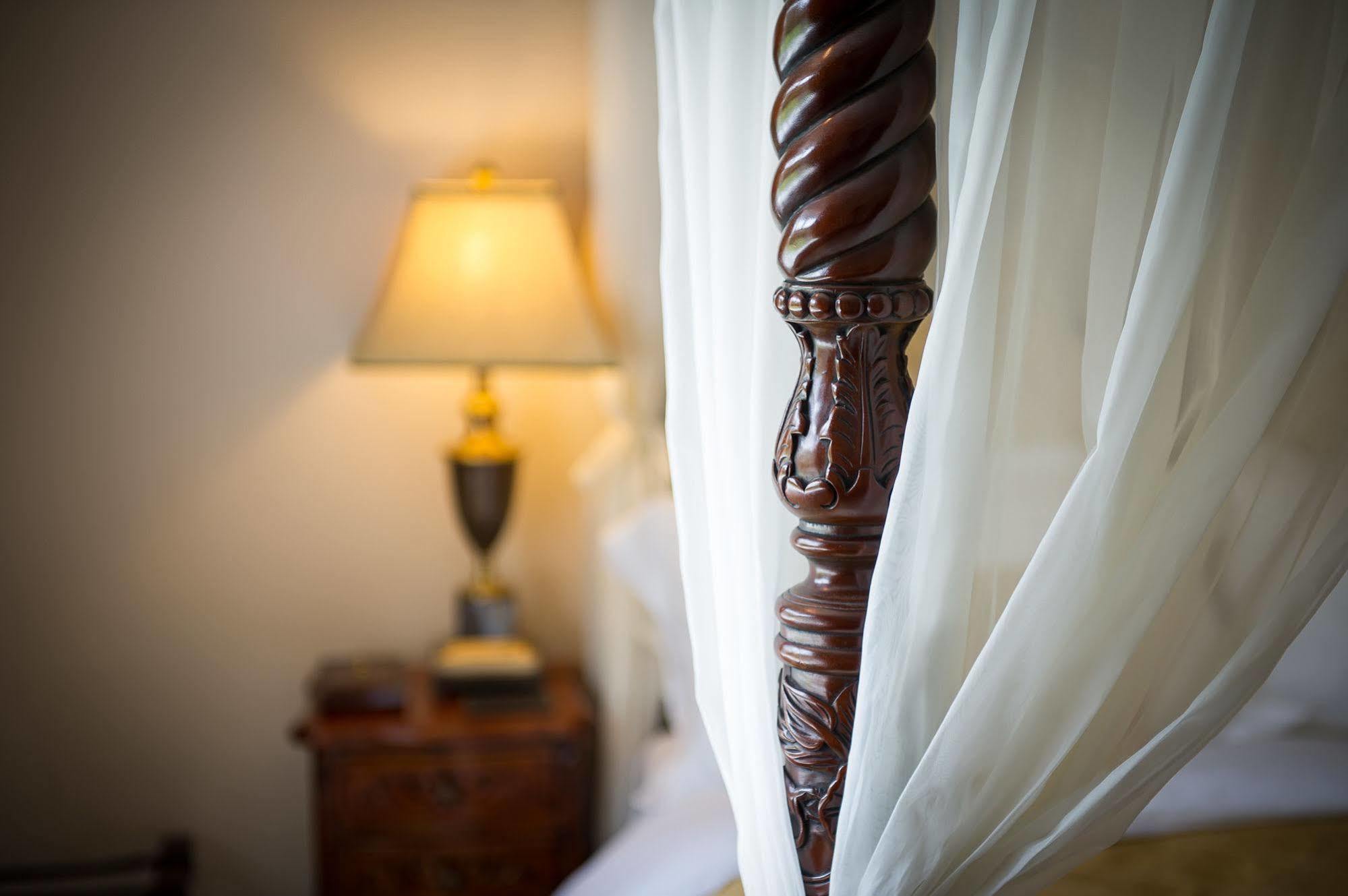 Claverton Hotel Баттл Екстер'єр фото